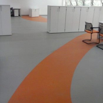 Piso Vinílico em Manta na Vila Esperança